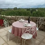 Des Perreyeurs - Maison Troglodyte Avec Vue Sur Loire