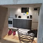Des Perreyeurs - Maison Troglodyte Avec Vue Sur Loire