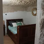 Des Perreyeurs - Maison Troglodyte Avec Vue Sur Loire
