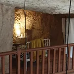 Des Perreyeurs - Maison Troglodyte Avec Vue Sur Loire