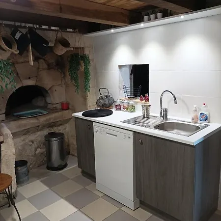 Des Perreyeurs - Maison Troglodyte Avec Vue Sur Loire *