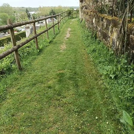 Дом отдыха Des Perreyeurs - Maison Troglodyte Avec Vue Sur Loire *