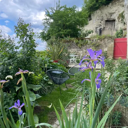 Des Perreyeurs - Maison Troglodyte Avec Vue Sur Loire 蒙索罗